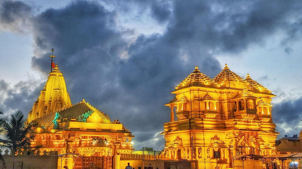 Somnath Temple: Journey to the Sacred Jyotirlinga