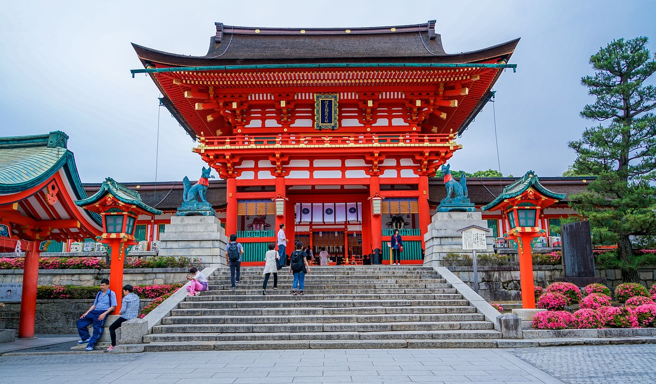 Discover Fushimi Inari-taisha Shrine in Kyoto, Japan